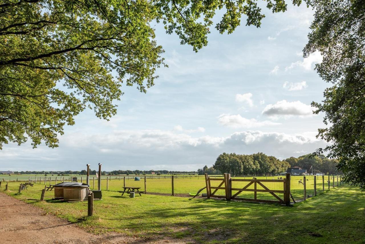 Beautiful English Villa With Hottub Zuidwolde  Esterno foto